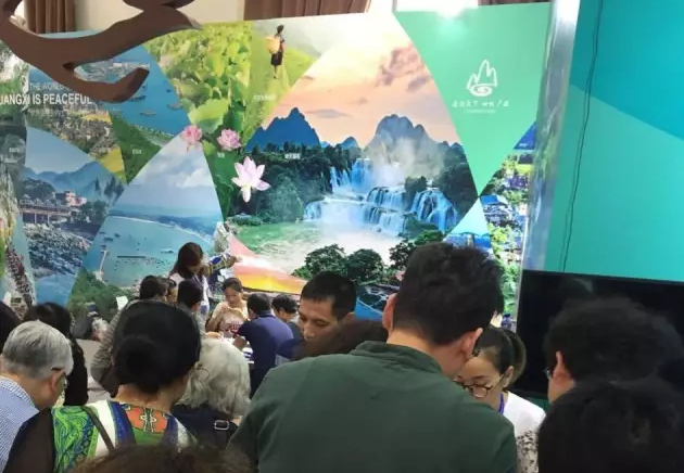�����������V������������