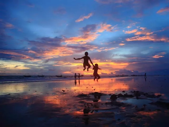 �����������V������������