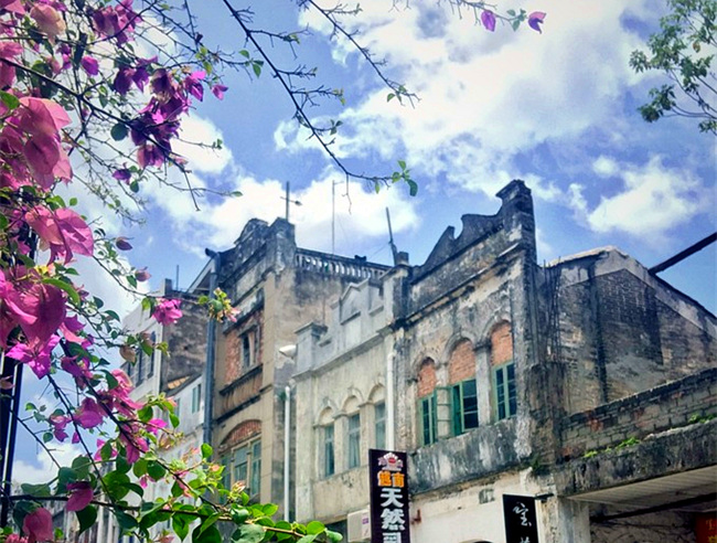 �V�����������磬�����������Ͻ�